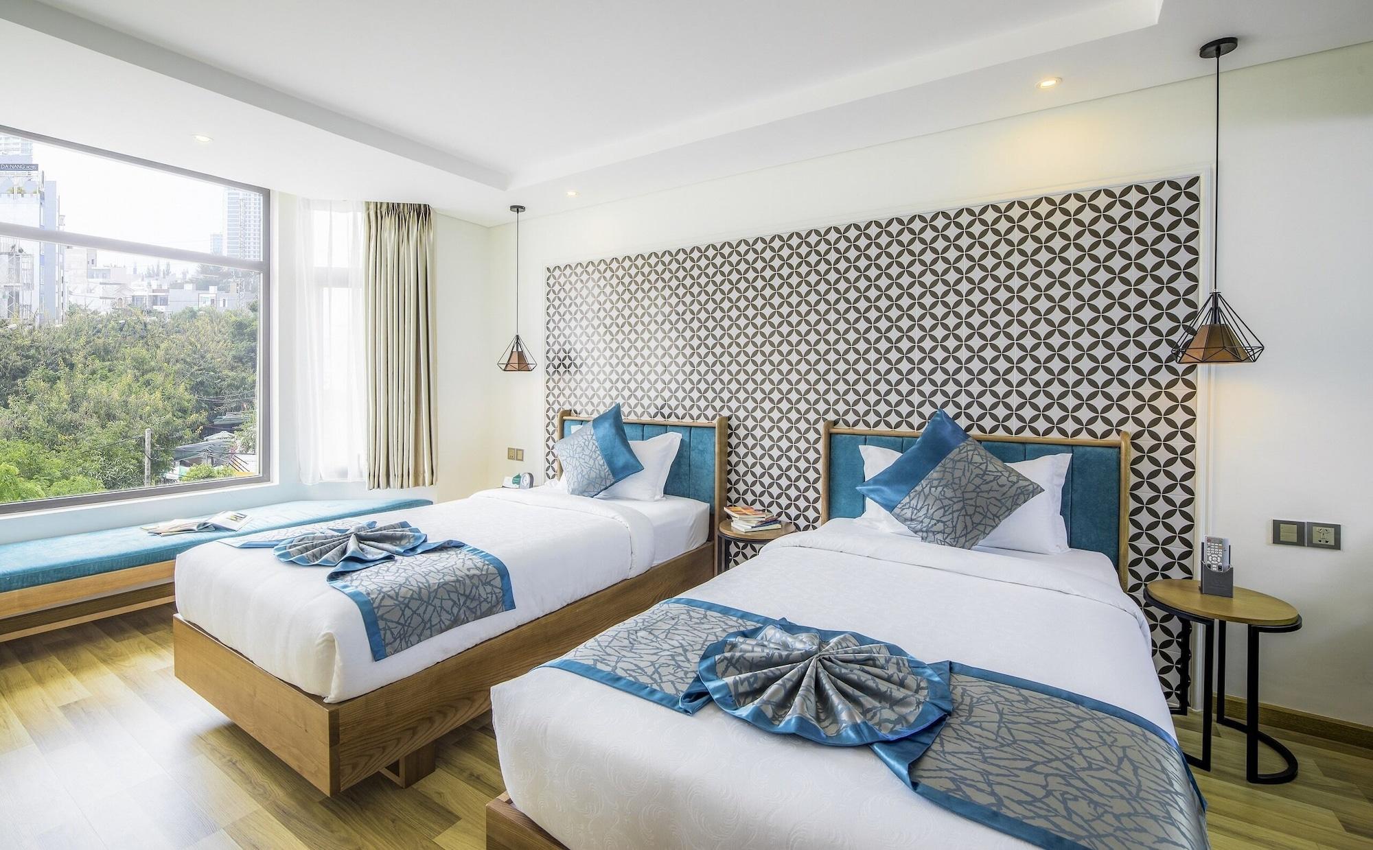 Capital O 781 Brilliant Majestic Hotel Дананг Екстериор снимка