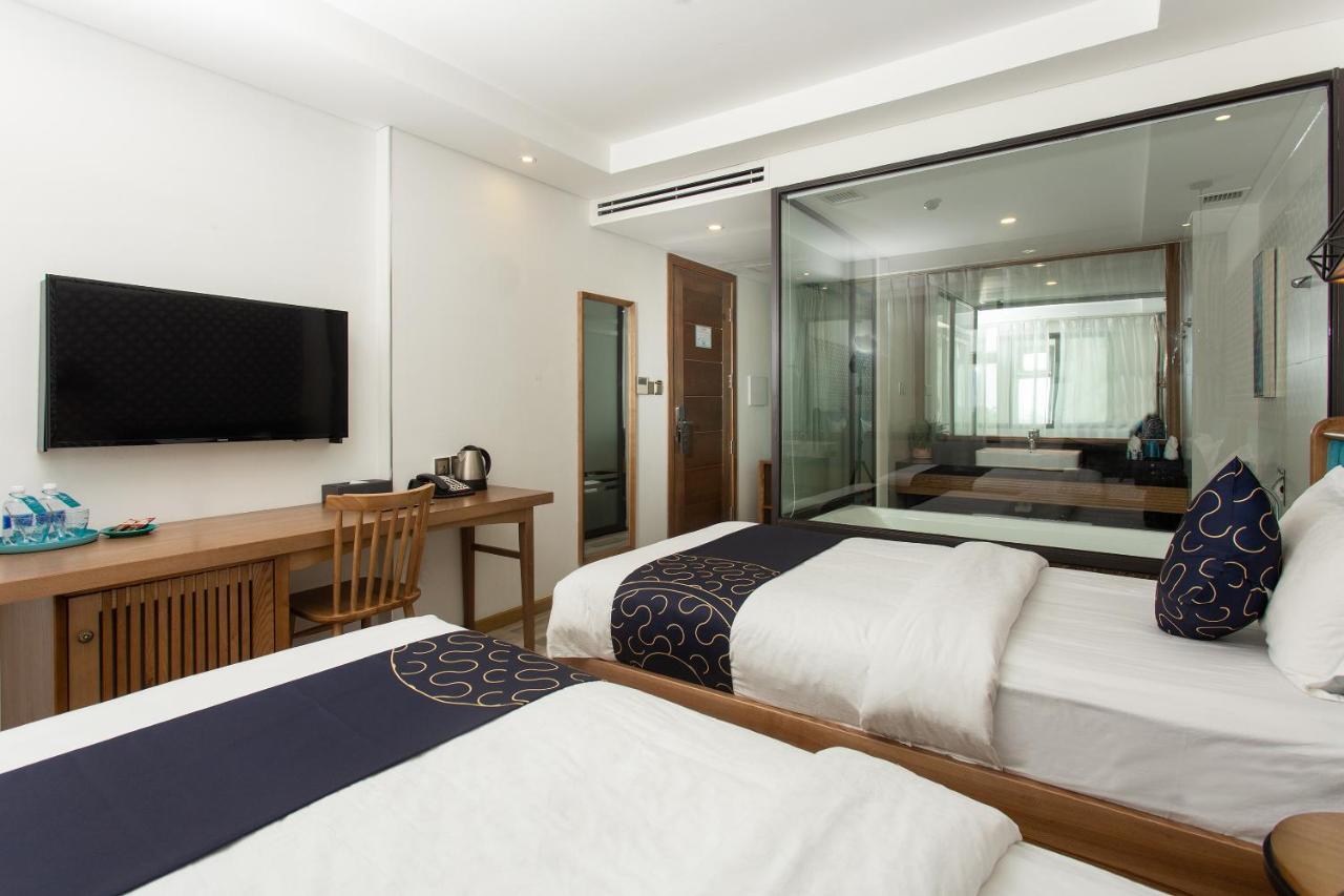 Capital O 781 Brilliant Majestic Hotel Дананг Екстериор снимка
